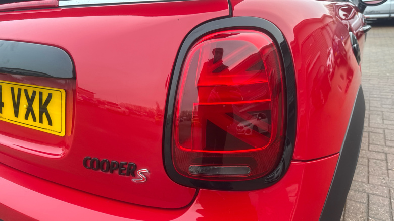 MINI Convertible 2.0 Cooper S Sport 2dr Auto Petrol Convertible